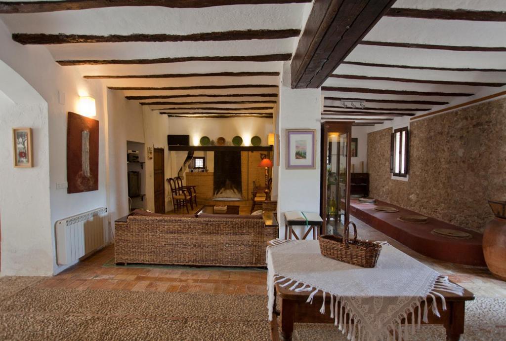 La Bodega Casa Rural Hotel Mogente Екстериор снимка