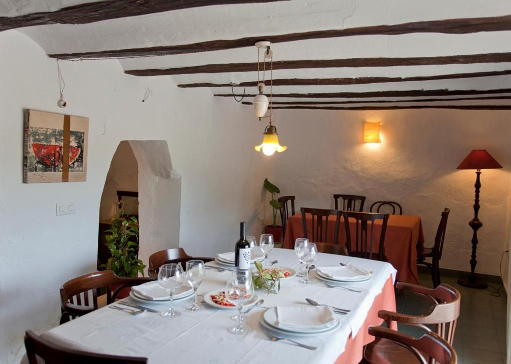 La Bodega Casa Rural Hotel Mogente Екстериор снимка
