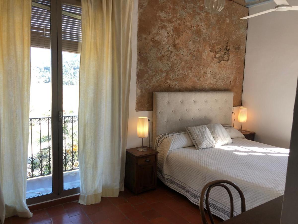 La Bodega Casa Rural Hotel Mogente Екстериор снимка